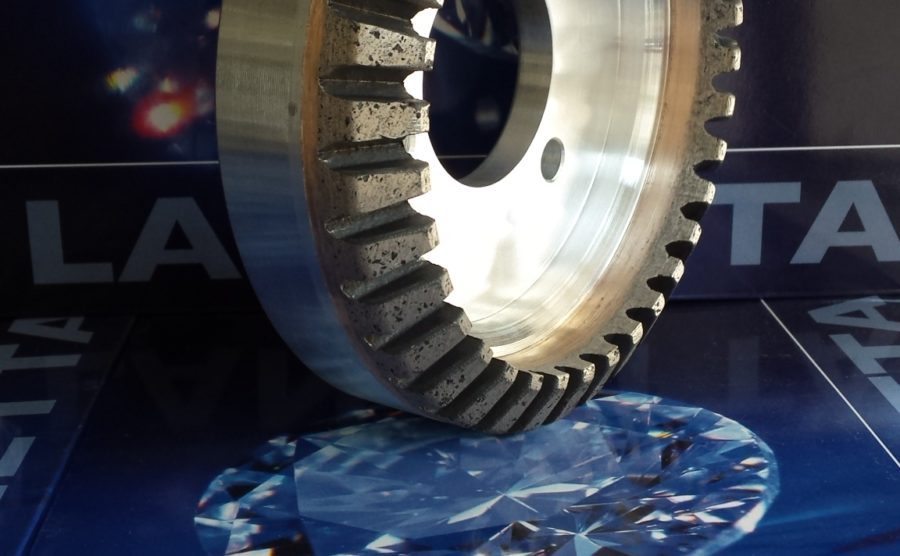 Sector and continuous grinding wheels